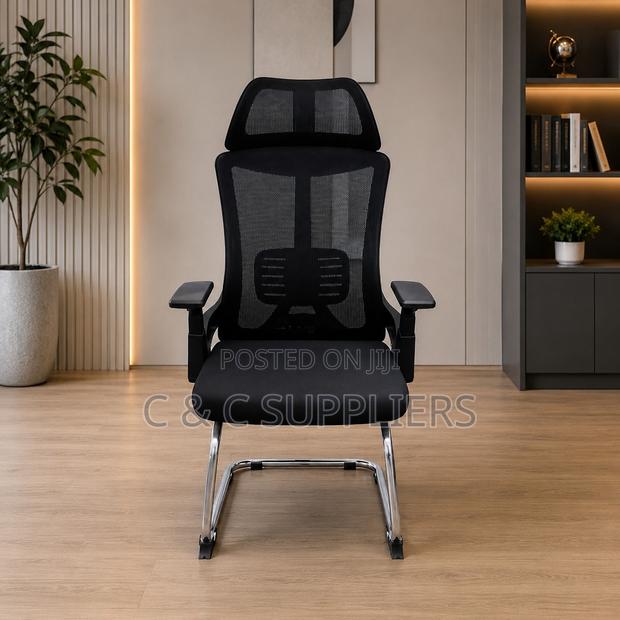 Modern Ergonomic Mesh Guest Chair.