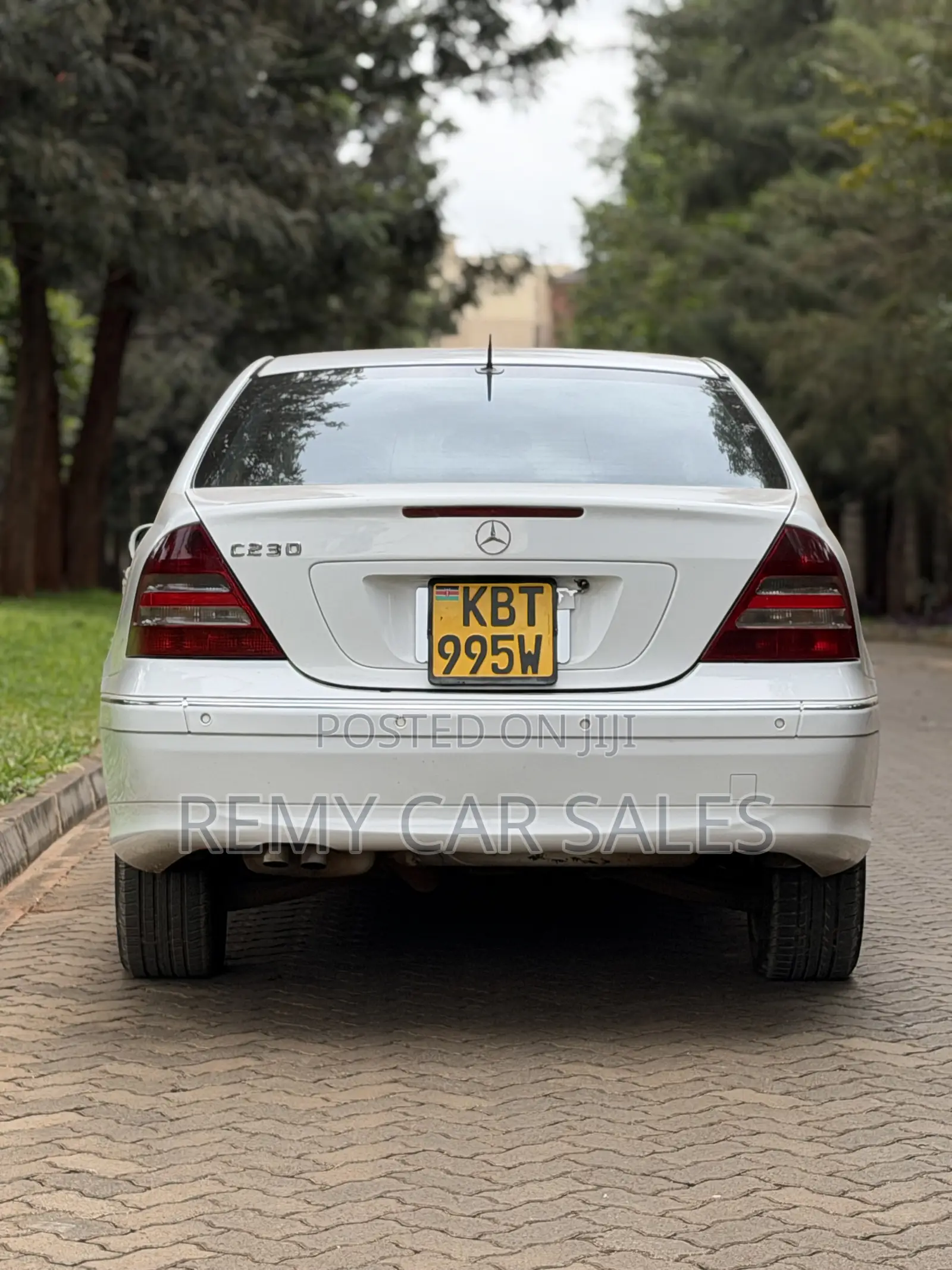 Mercedes-Benz C230 2005 White