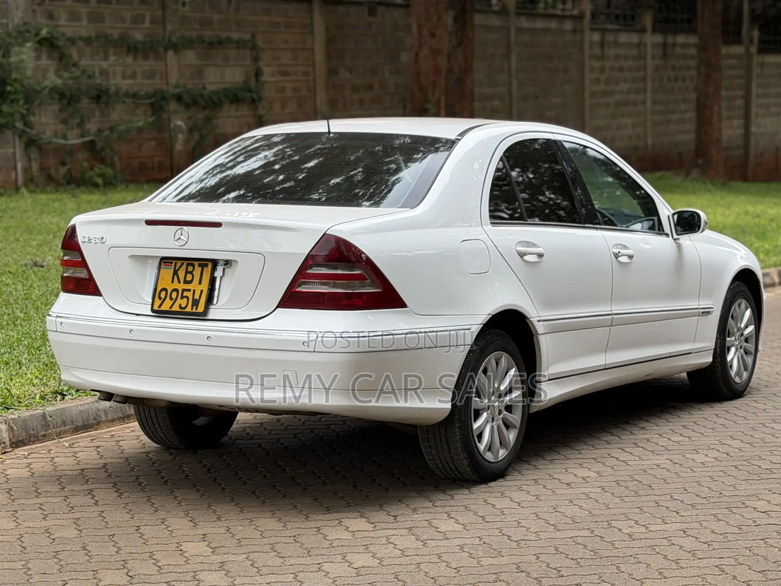 Mercedes-Benz C230 2005 White