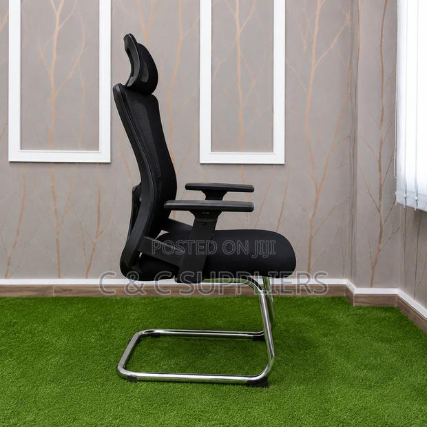 Modern Ergonomic Mesh Guest Chair. - thumbnail 3