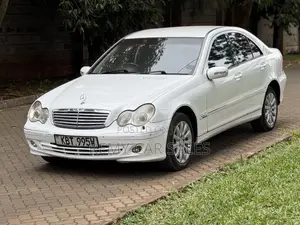 Mercedes-Benz C230 2005 White
