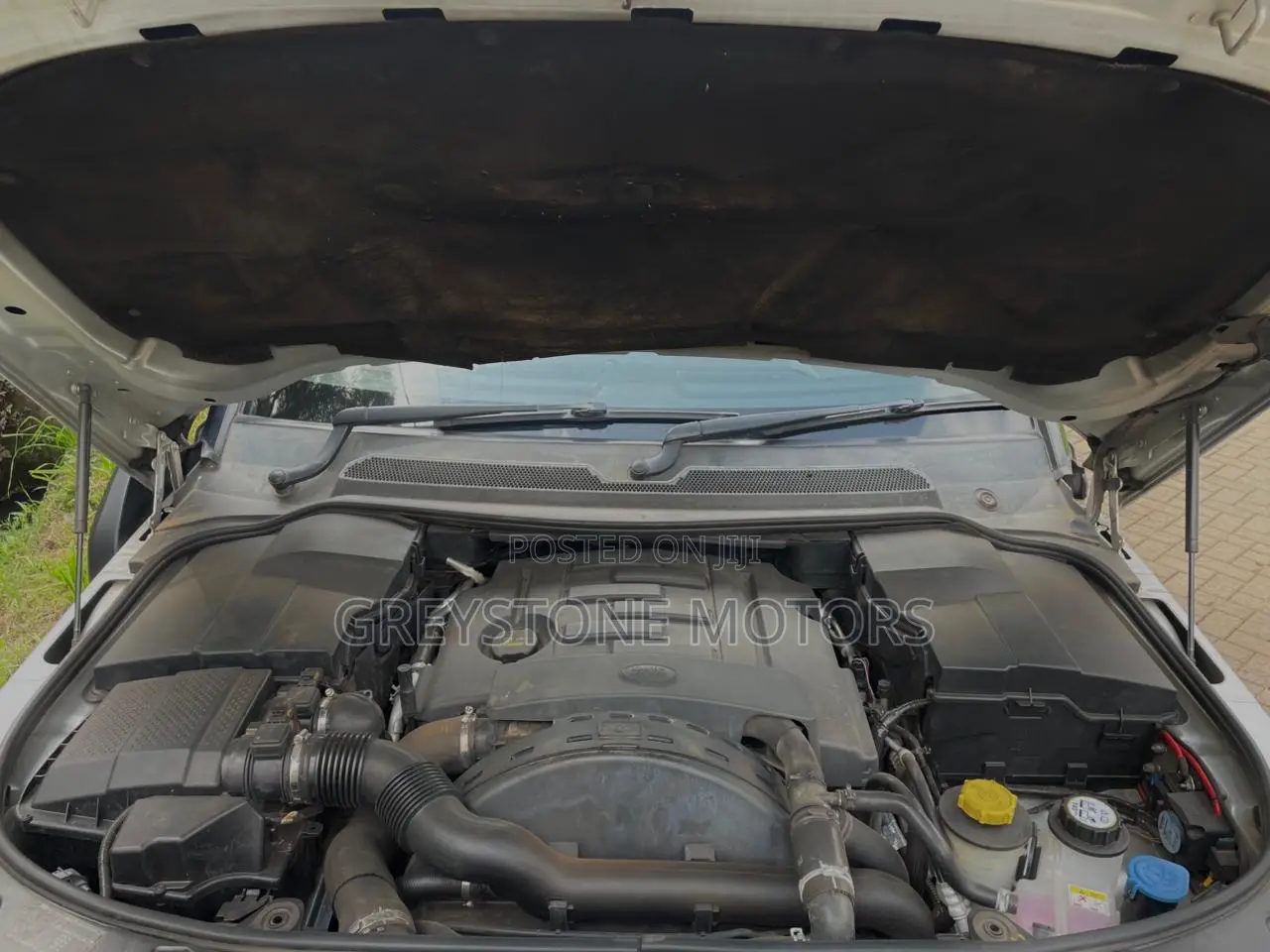 Land Rover Discovery 2015 Silver