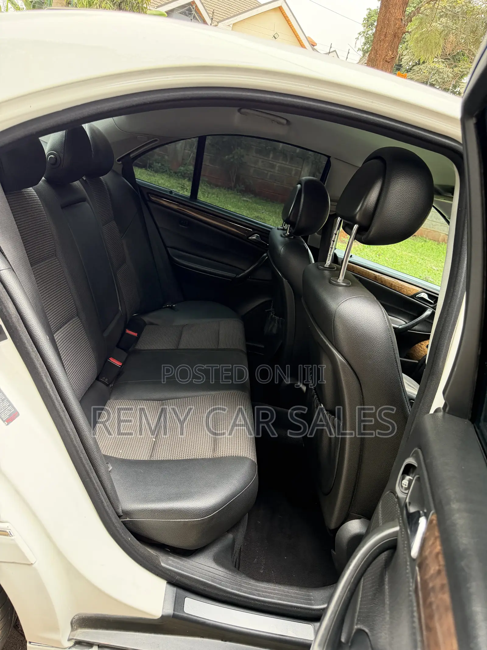 Mercedes-Benz C230 2005 White