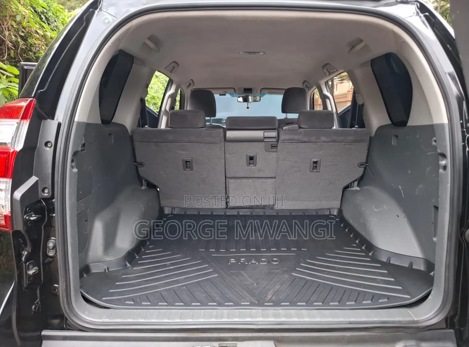Toyota Land Cruiser Prado 2011 Black