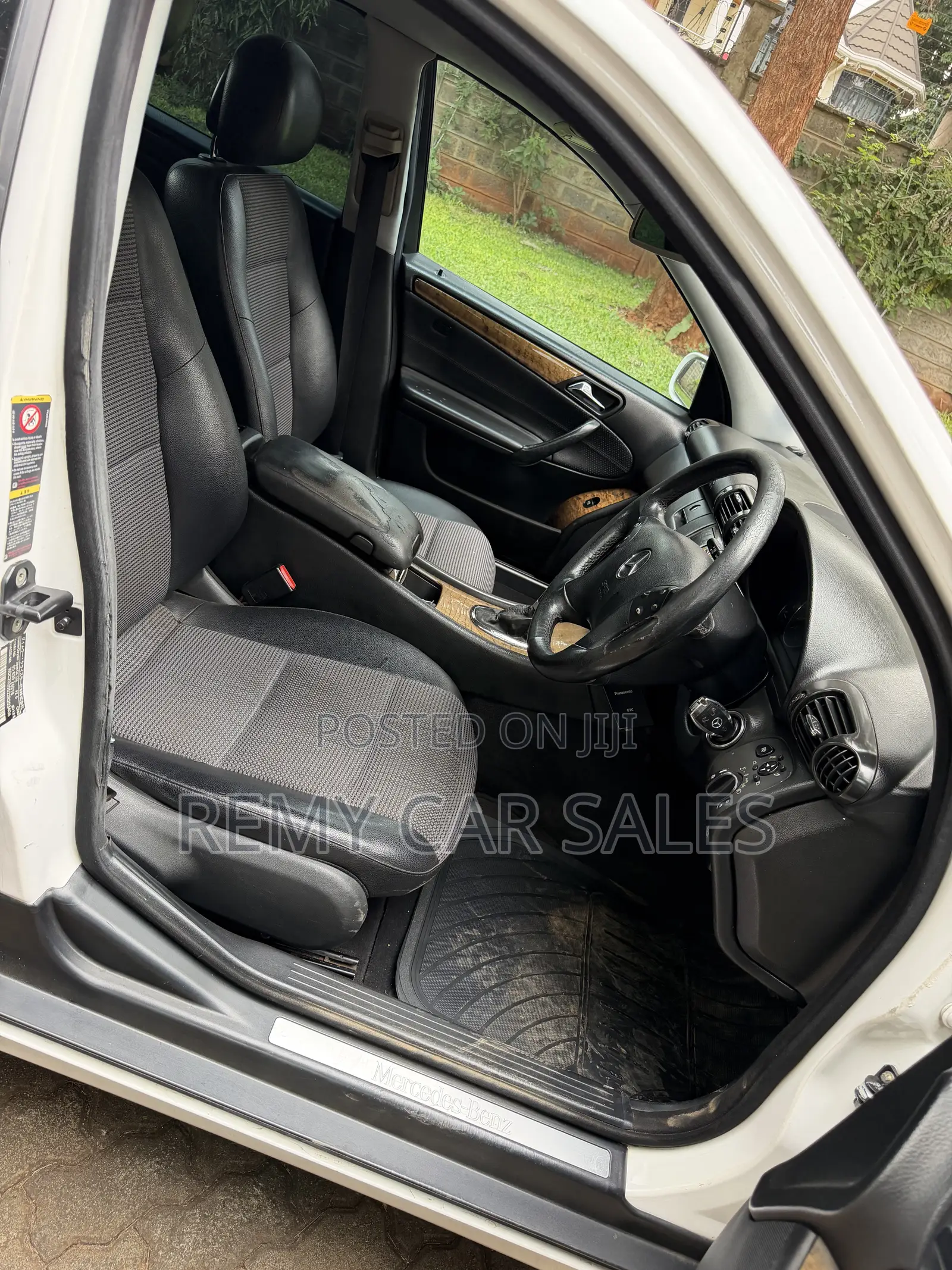 Mercedes-Benz C230 2005 White