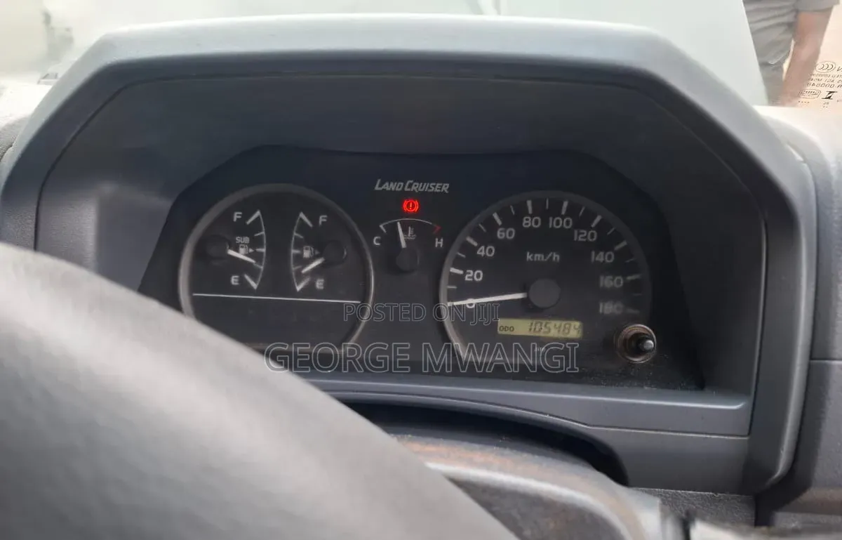 Toyota Land Cruiser 2013 Green