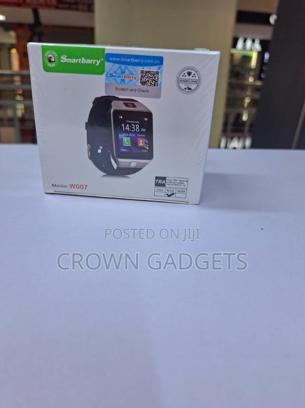 W007 Smart Watch 1.54 Inch Touchscreen Fitness Tracker