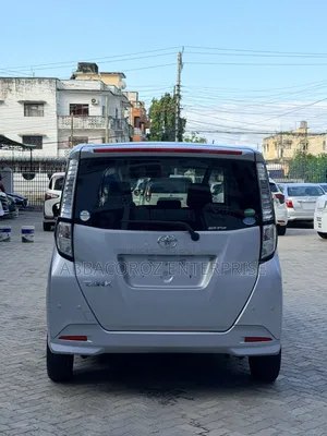 Toyota Tank 2018 Silver