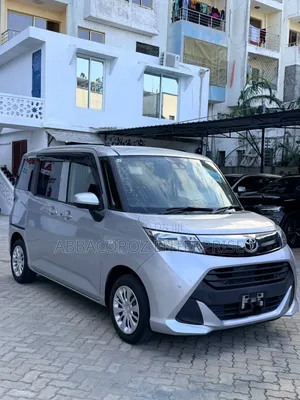 Toyota Tank 2018 Silver
