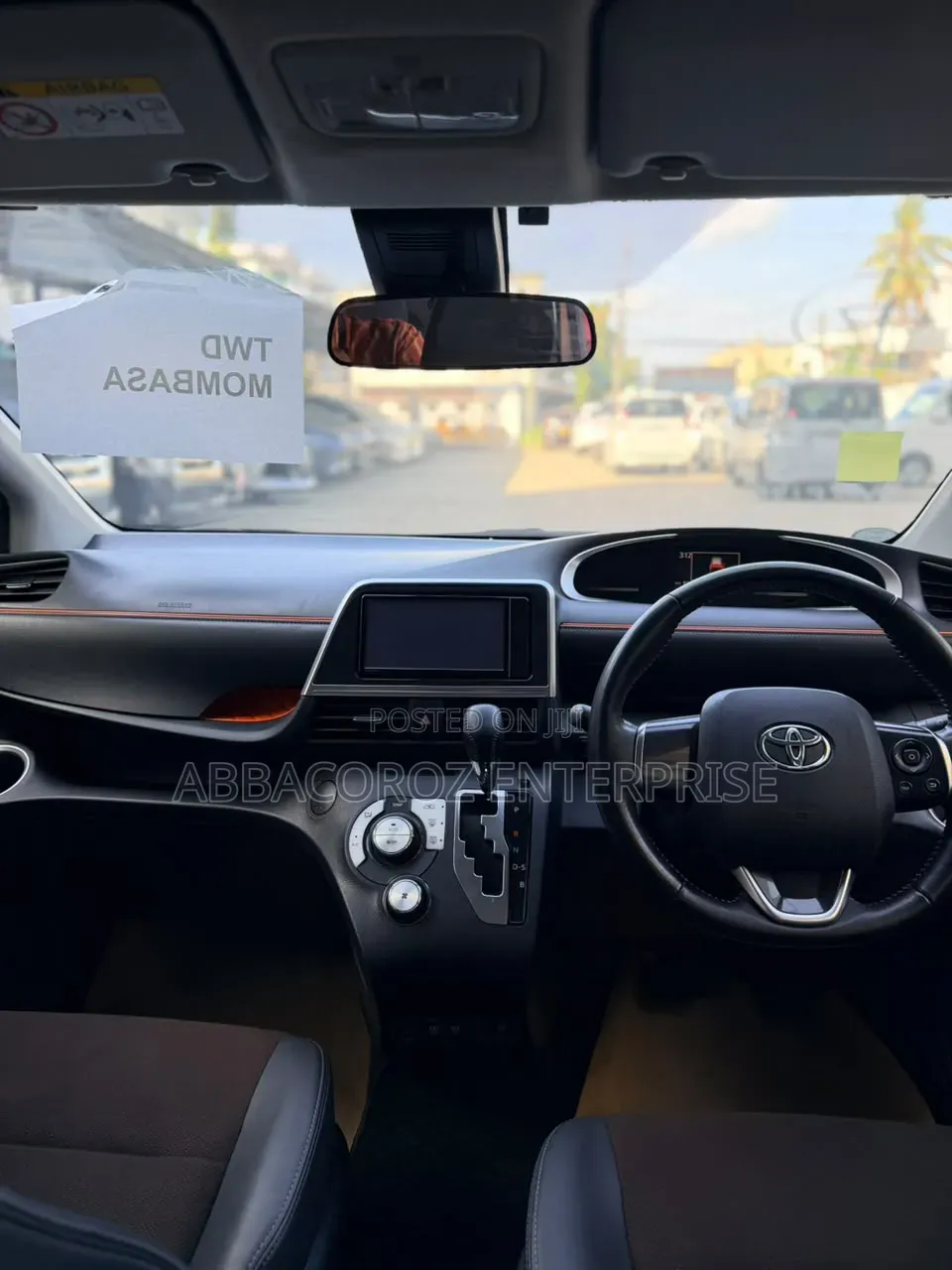 Toyota Tank 2018 Silver