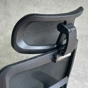 Ergonomic High Back Swivel Seat.