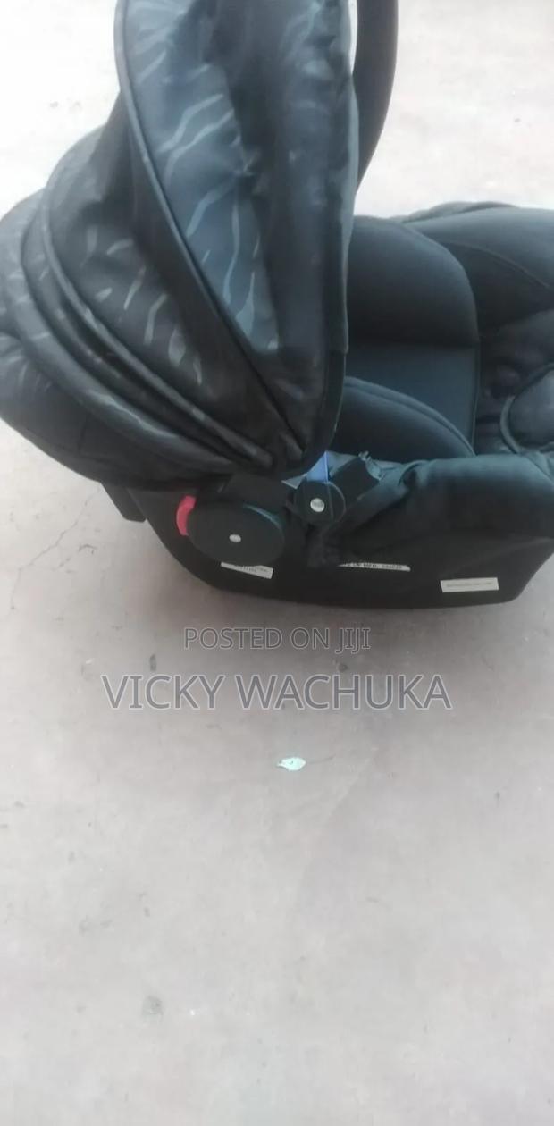 Baby Car Seat - thumbnail 2