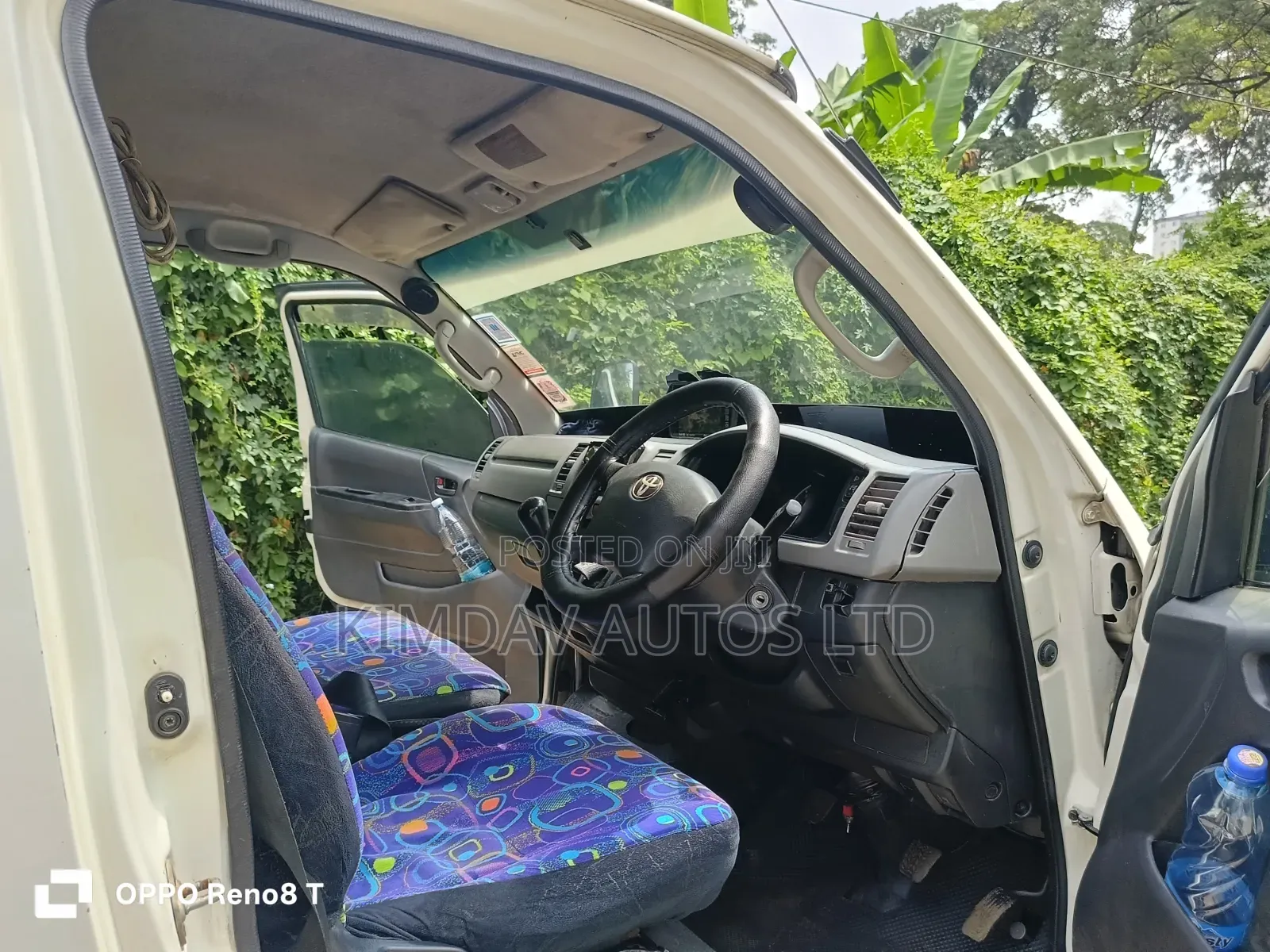 Toyota HiAce 2014 Off white