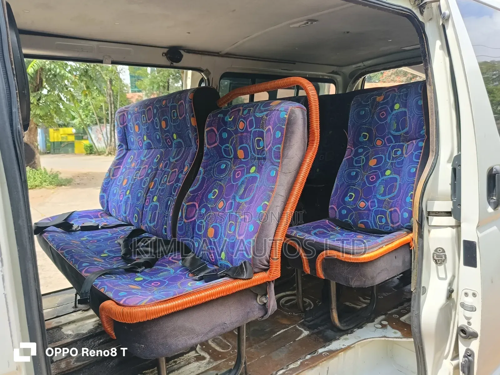 Toyota HiAce 2014 Off white