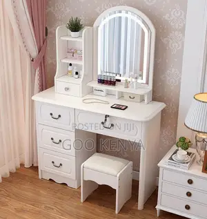 Vanity Set; Luxury High Gloss White Vanity Desk With Mirror