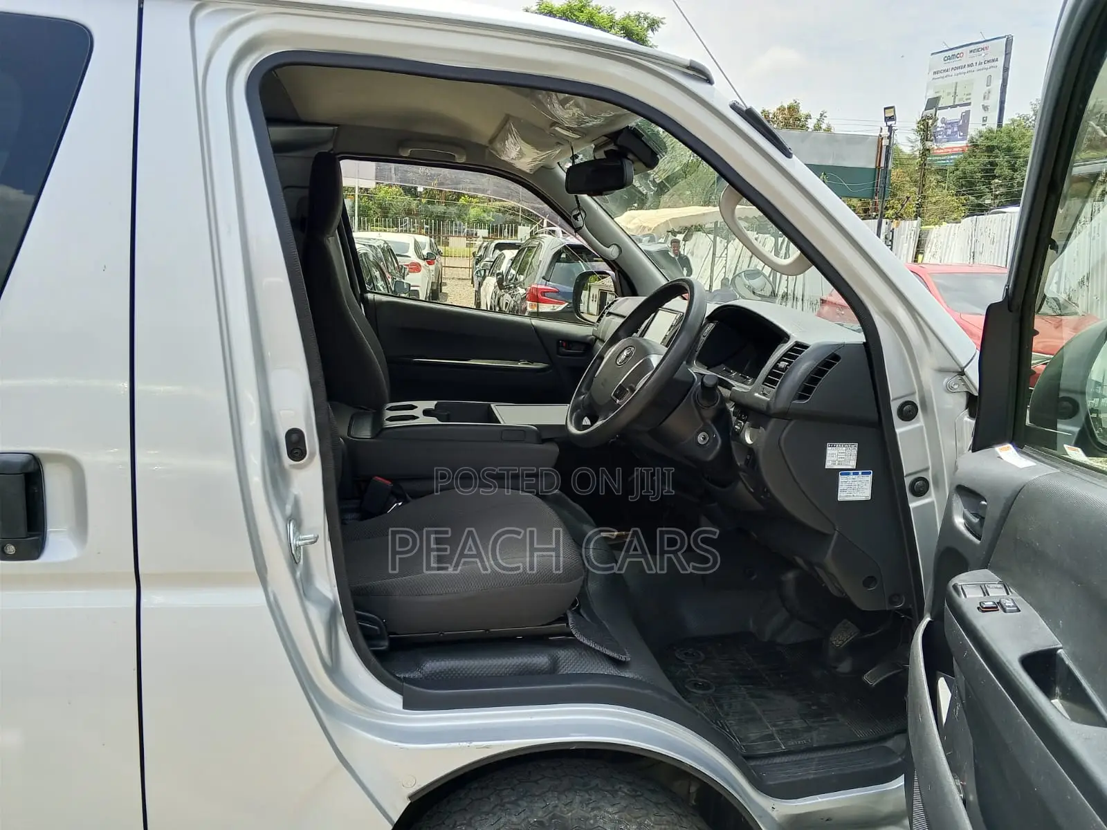 Toyota HiAce 2019 Silver