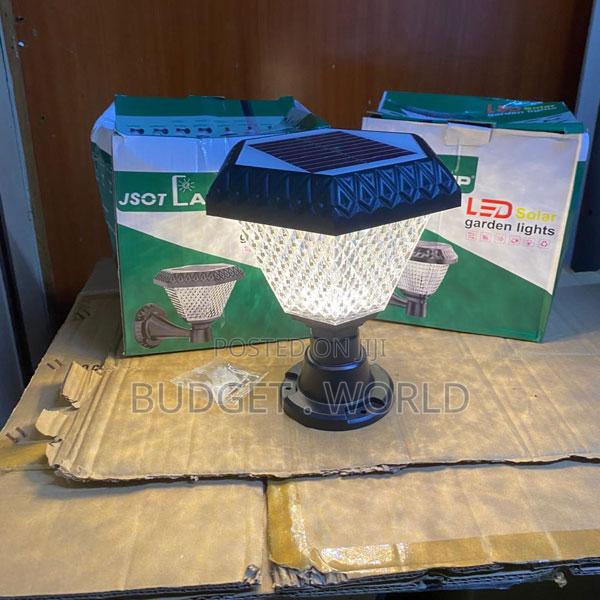. Premium Solar Garden Light With RGB Color Effects