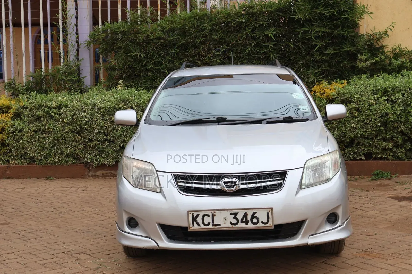 Toyota Corolla Fielder 2012 Silver
