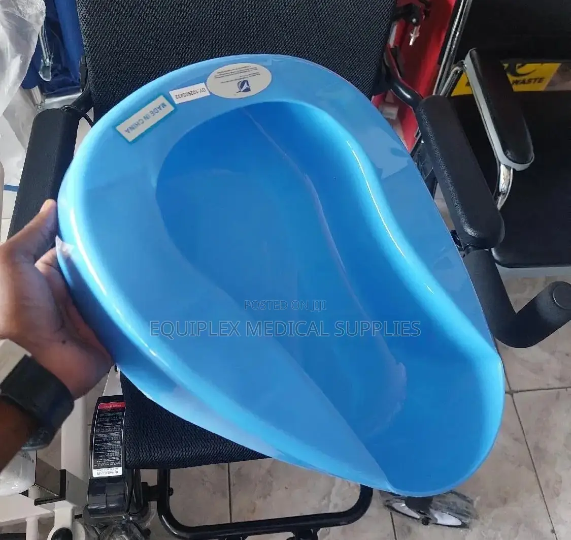 Medical Grade Bedpan / Plastic Bed Pan