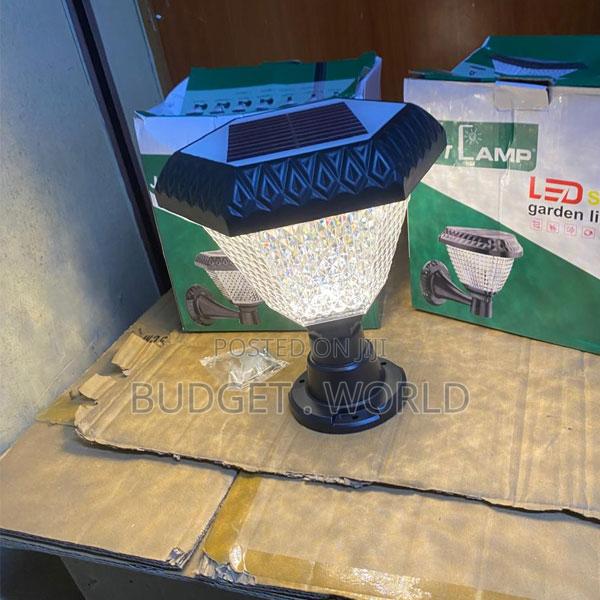Decorative Solar Pillar Light for Gates, Fences Gardens