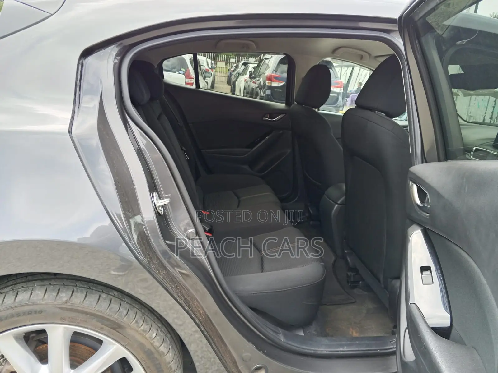 Mazda Axela 2018 Gray
