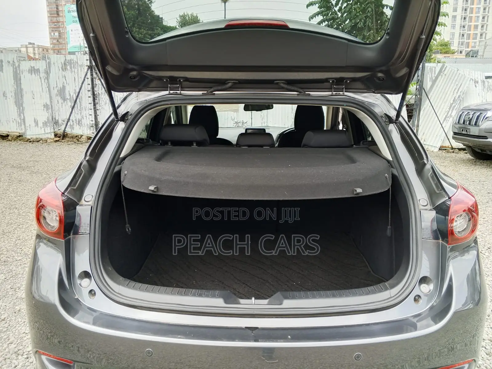 Mazda Axela 2018 Gray
