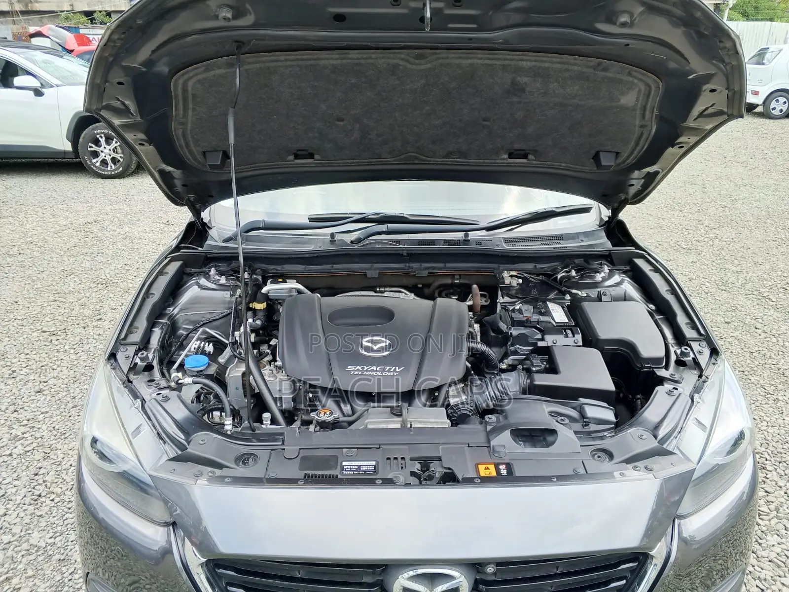 Mazda Axela 2018 Gray