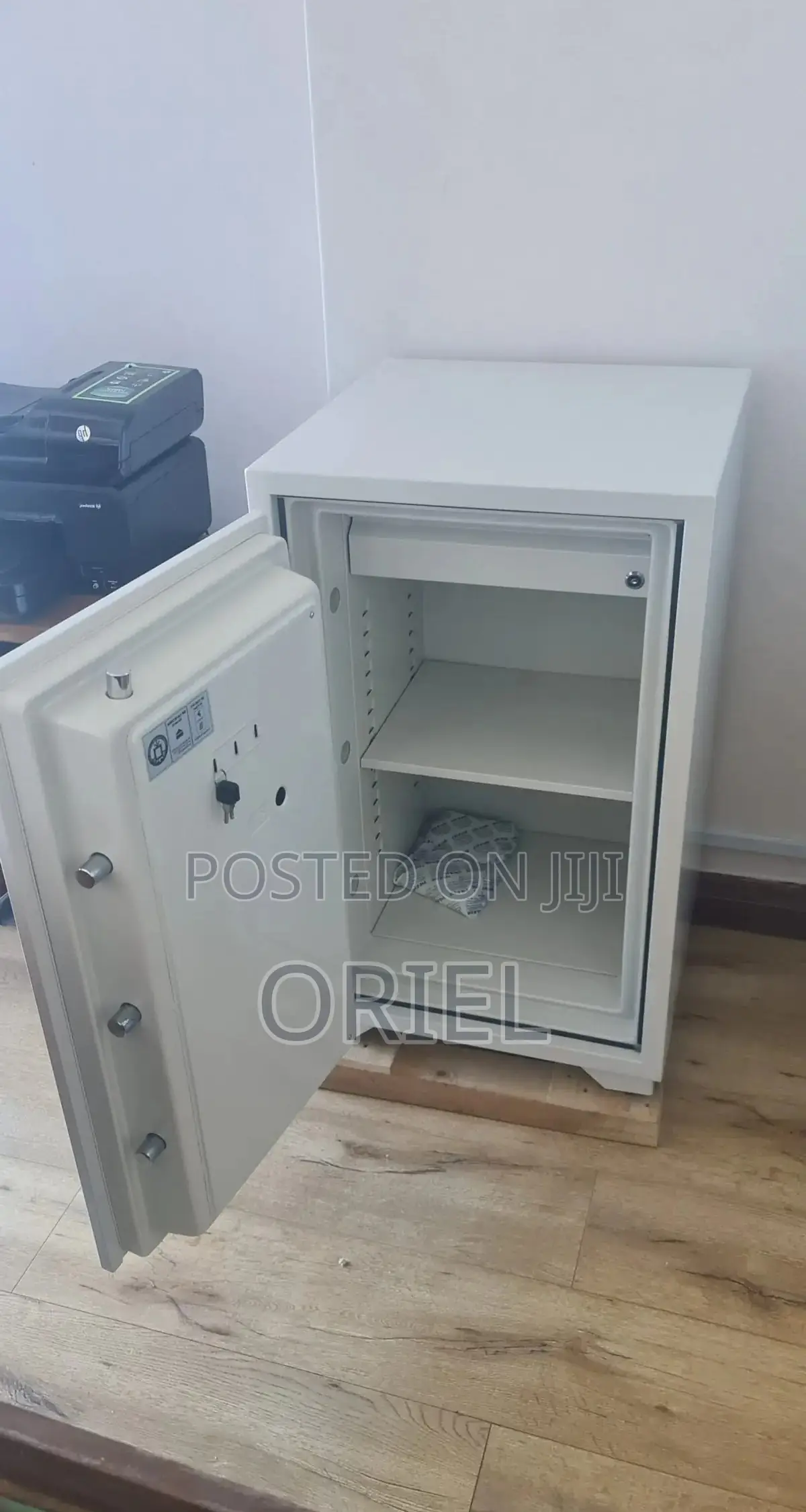 Office Safe : Diplomat Fireproof Safe (122kg)