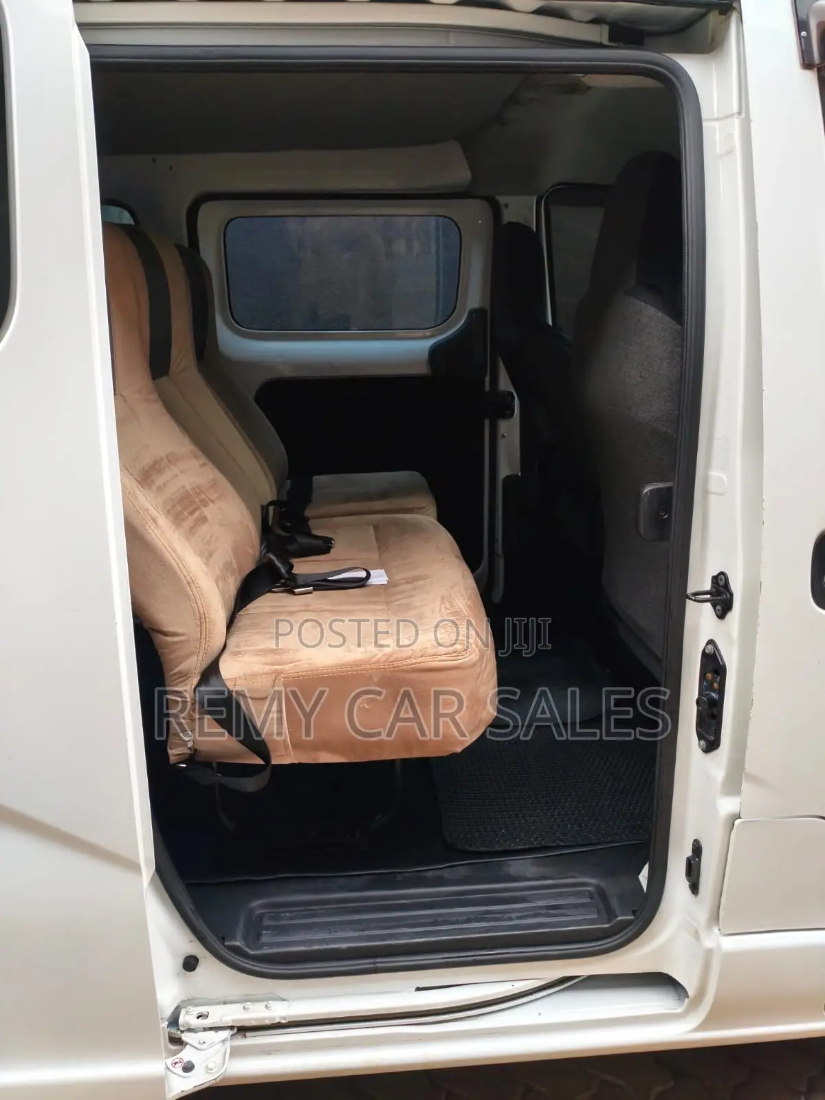 Nissan NV200 2014