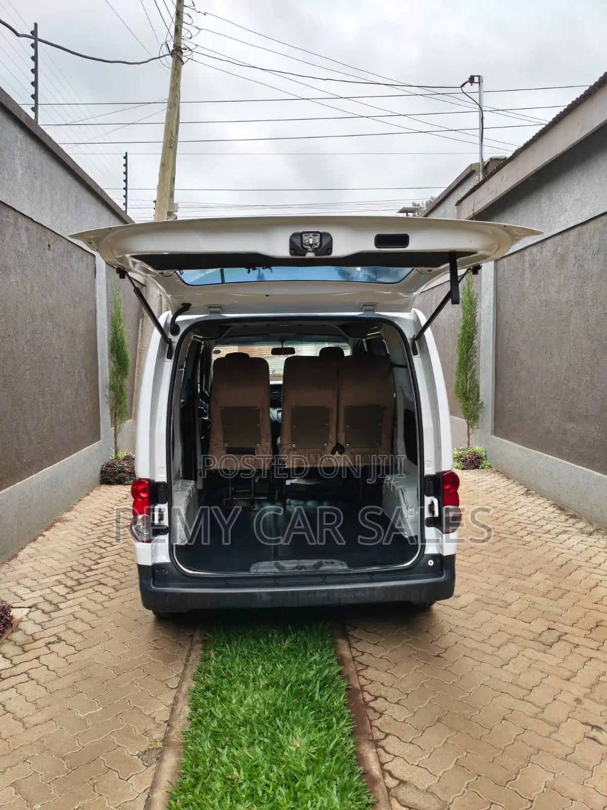 Nissan NV200 2014