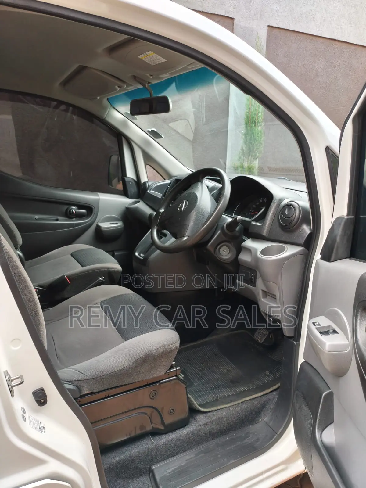 Nissan NV200 2014