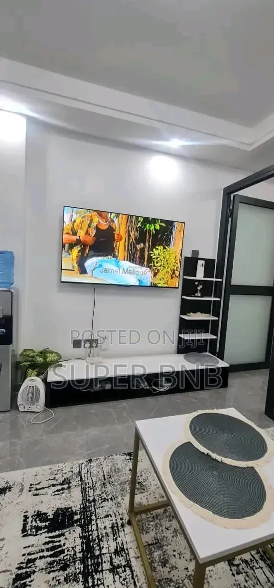 Furnished 1-Bedroom Airbnb Apartment Available in Kileleshwa