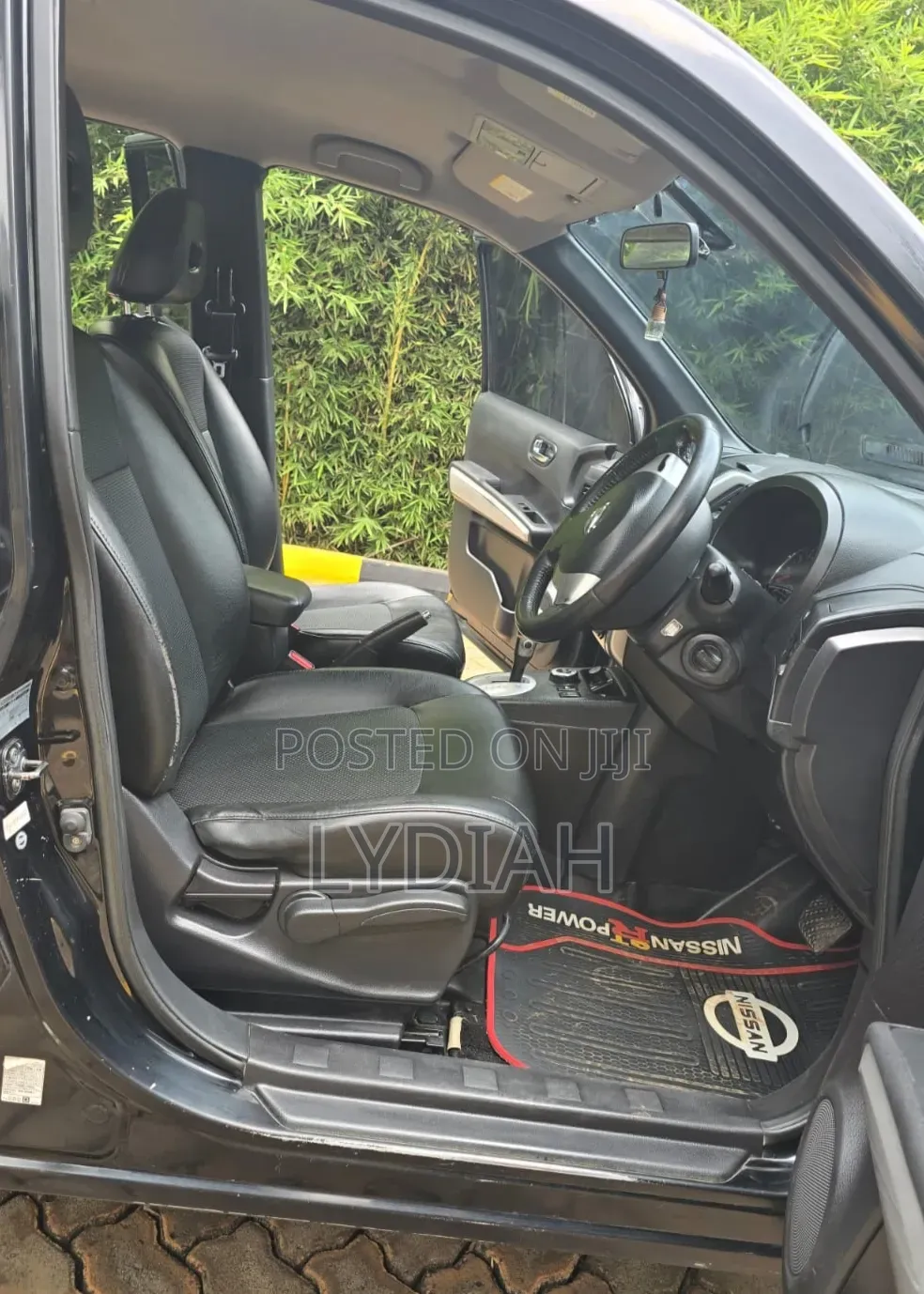 Nissan X-Trail 2012 Black