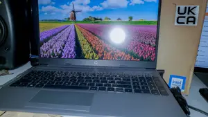 Laptop HP 250 G8 16GB Intel HDD 250GB