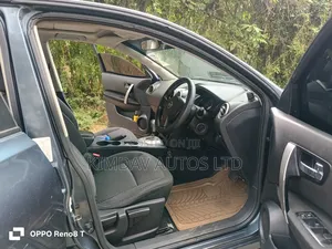 Nissan Dualis 2011 Blue