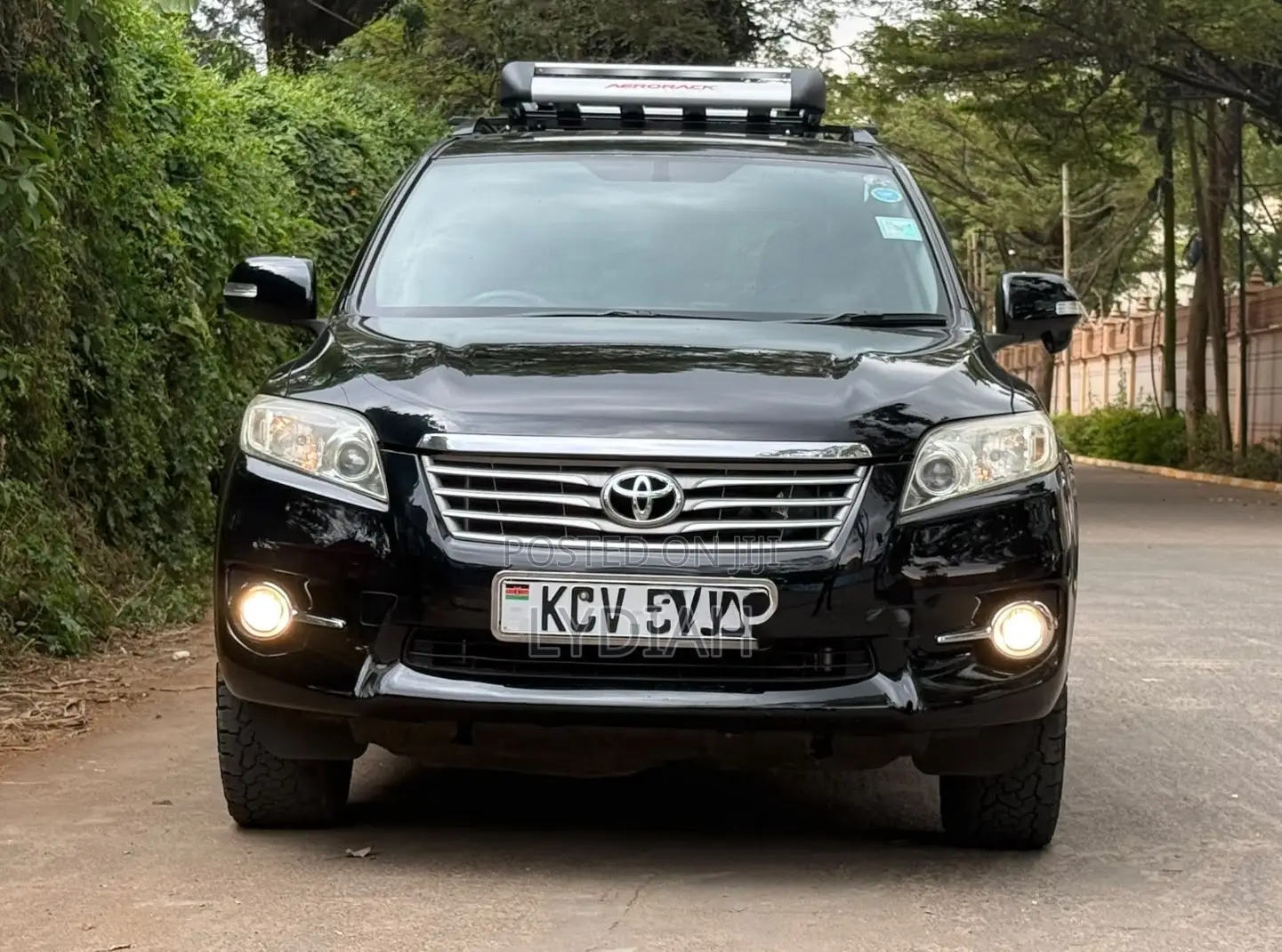 Toyota Vanguard 2012 Black