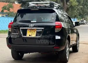 Toyota Vanguard 2012 Black