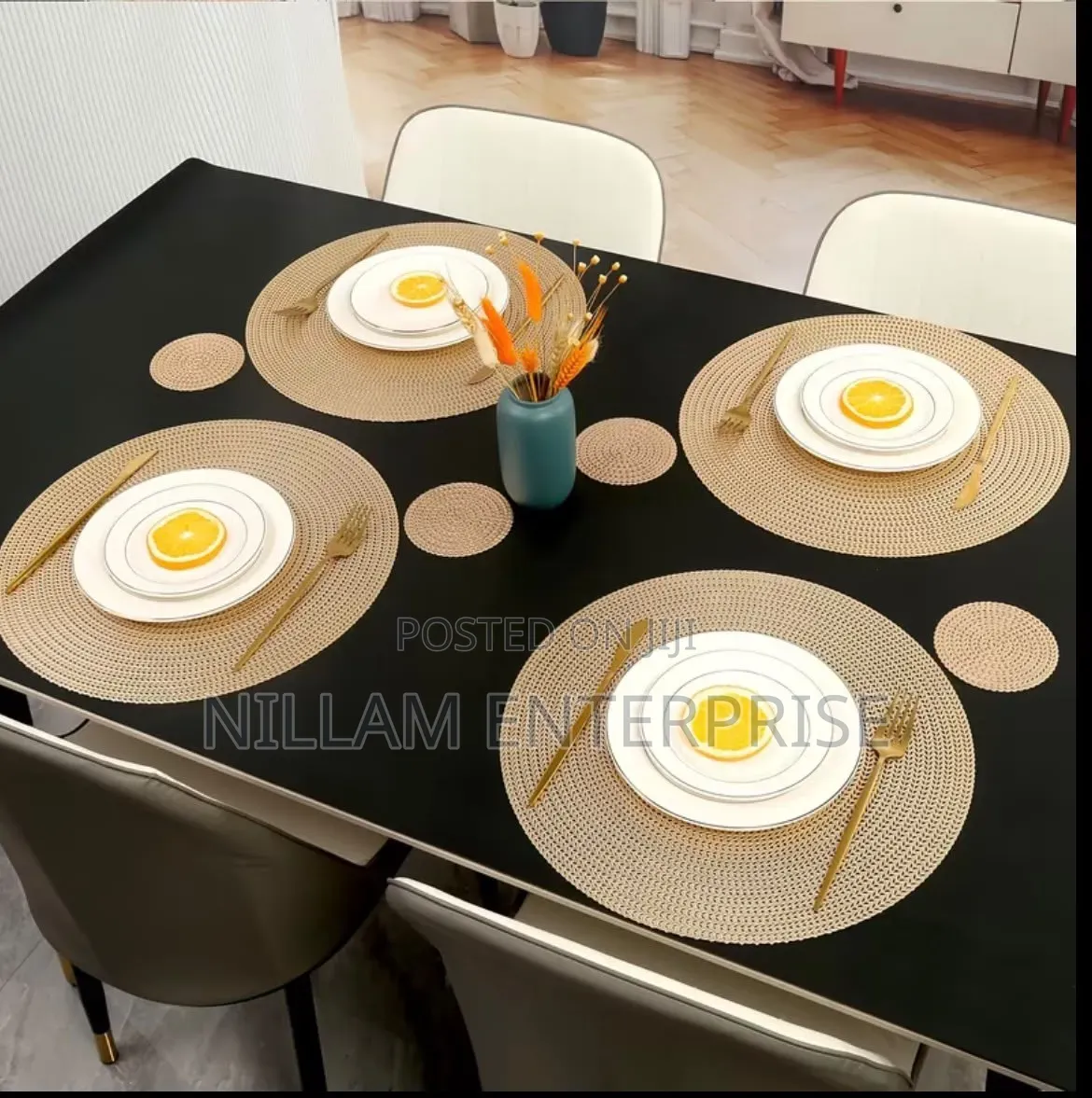 6pcs Gold PVC Non-Woven Table Mats*