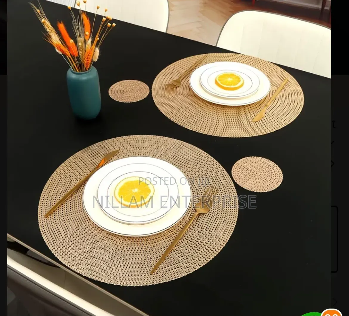 6pcs Gold PVC Non-Woven Table Mats*