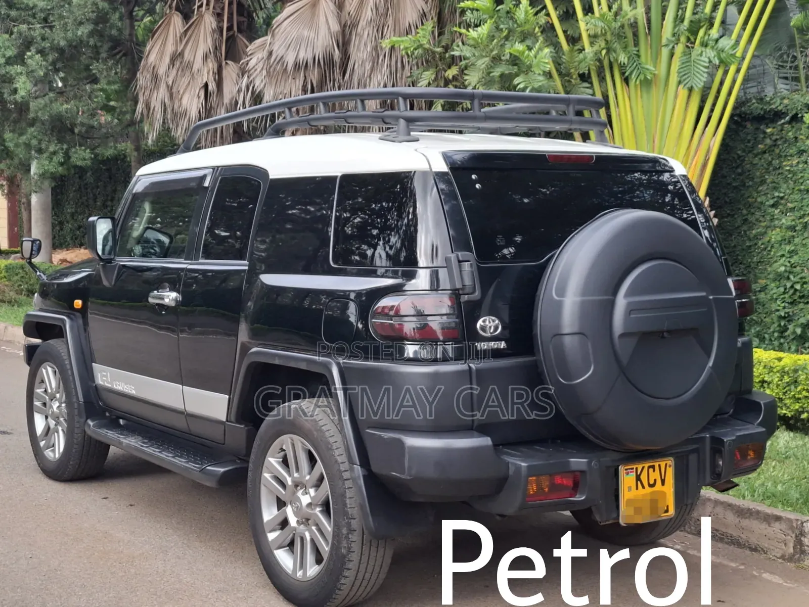 Toyota FJ Cruiser 2012 Black