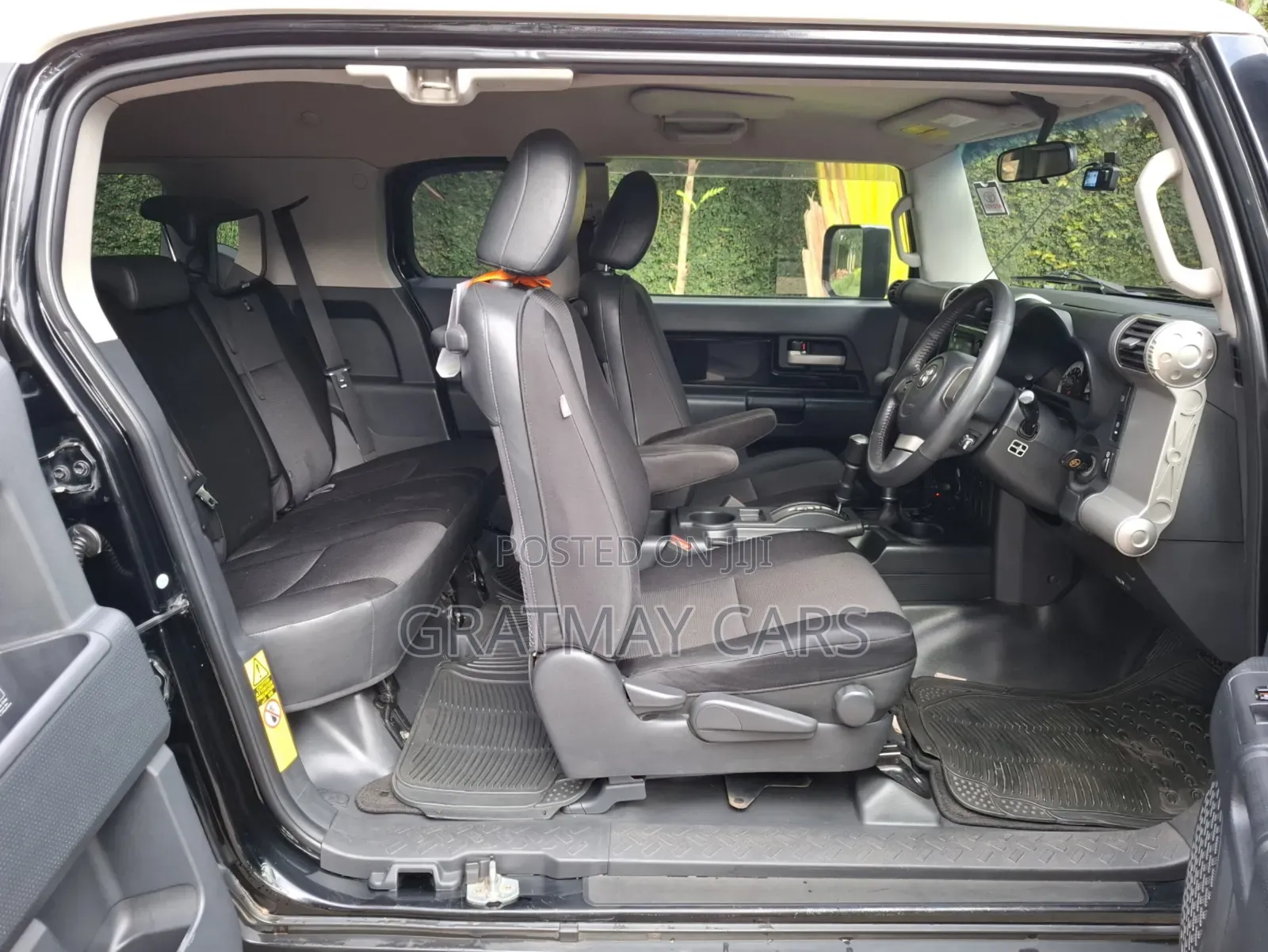 Toyota FJ Cruiser 2012 Black