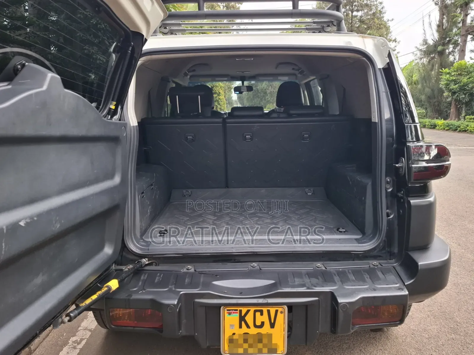 Toyota FJ Cruiser 2012 Black