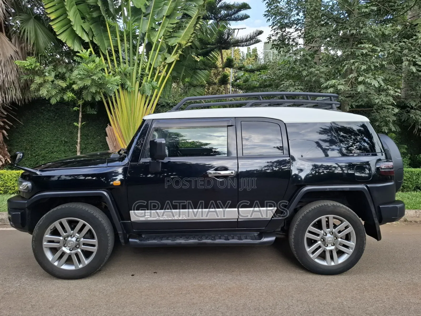 Toyota FJ Cruiser 2012 Black