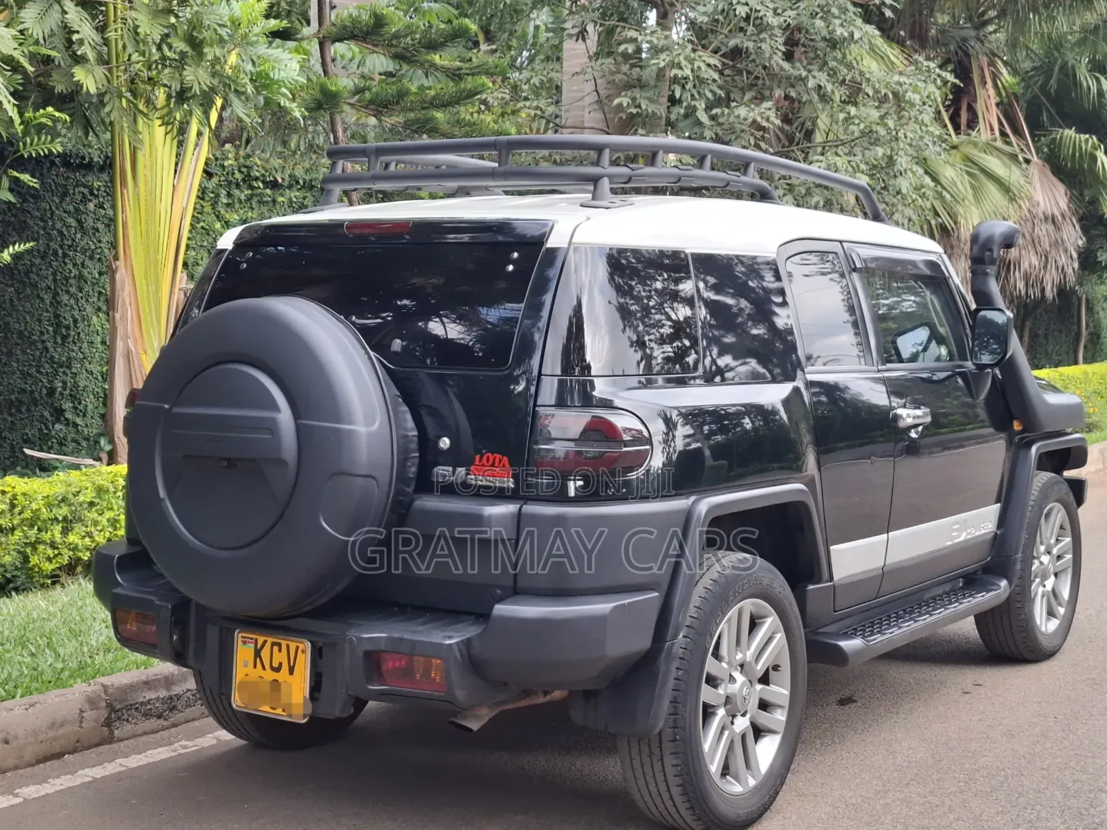 Toyota FJ Cruiser 2012 Black