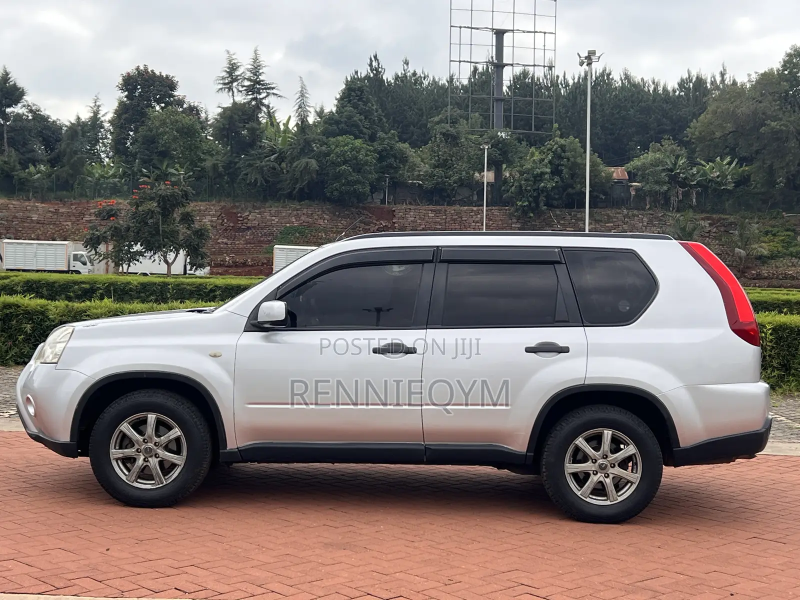 Nissan X-Trail 2.0 Petrol AWD 2014 Silver