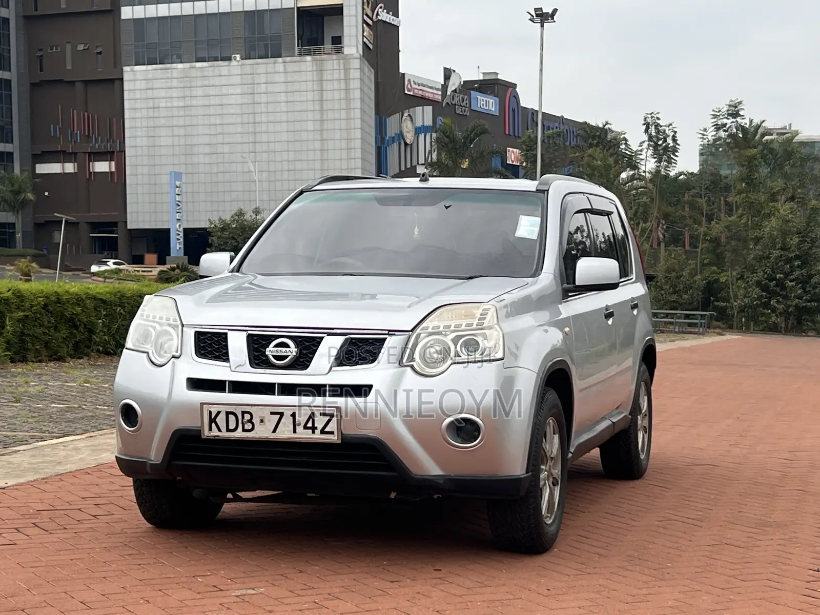 Nissan X-Trail 2.0 Petrol AWD 2014 Silver