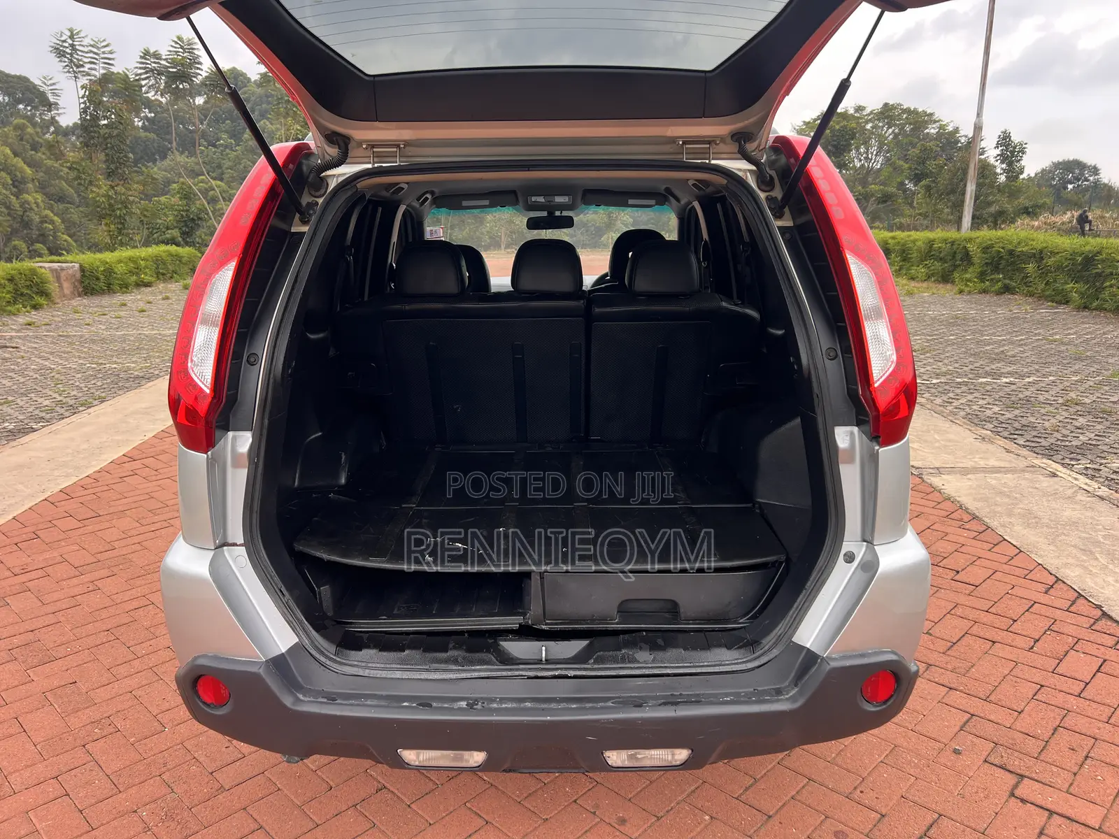 Nissan X-Trail 2.0 Petrol AWD 2014 Silver