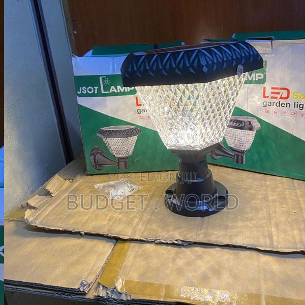 Solar Powered Outdoor Gate Lamp – Color Changing Garden Light