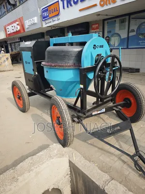 Cube Site Concrete Mixer