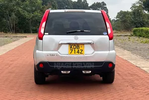 Nissan X-Trail 2014 Silver